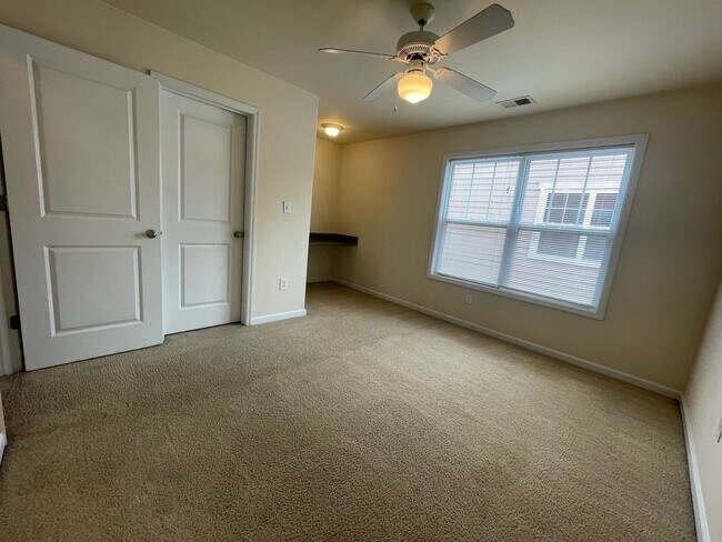 Building Photo - PRE-LEASING FOR AUGUST 2026!