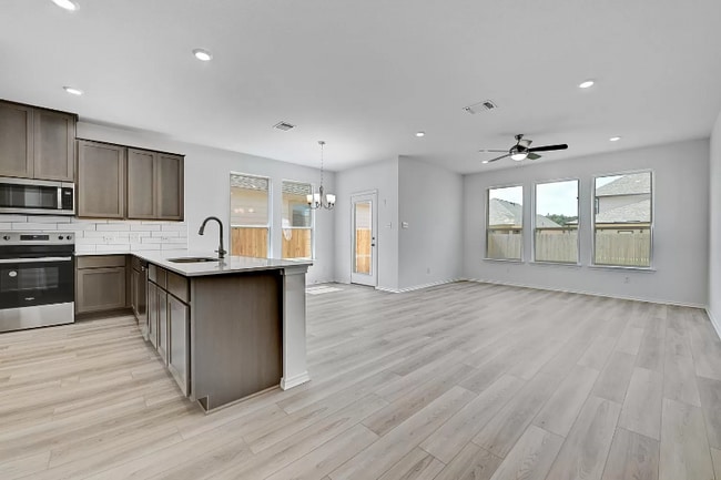 Building Photo - 216 Skipping Stone Run