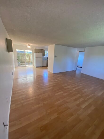 Building Photo - 1101 Hughes St