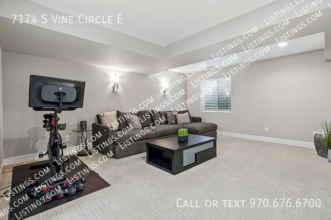 Building Photo - 7174 S Vine Cir E