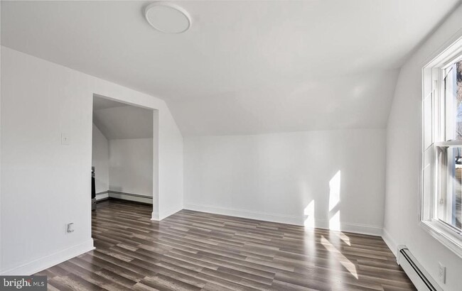 Building Photo - 267 Wheat Rd