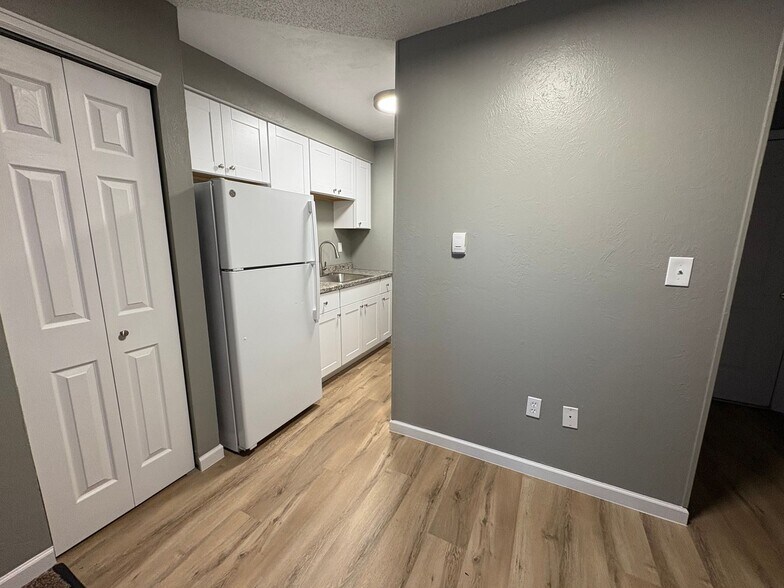 Interior Photo - Mountain Pointe Apartments