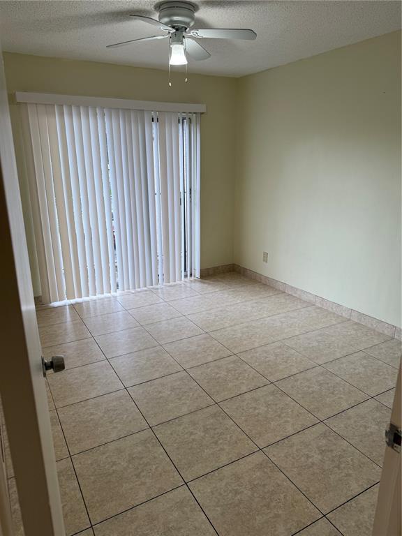 Building Photo - 2142 Nova Village Dr