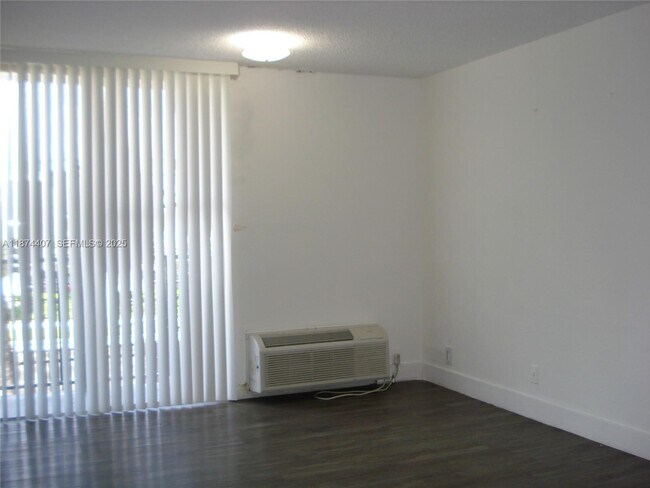 Building Photo - 16450 NW 2nd Ave