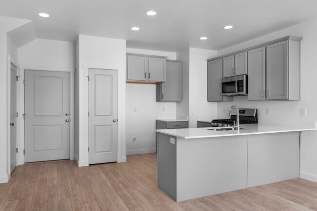 Building Photo - 1594 E 6755 N