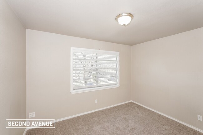 Building Photo - 7608 Deaver Dr