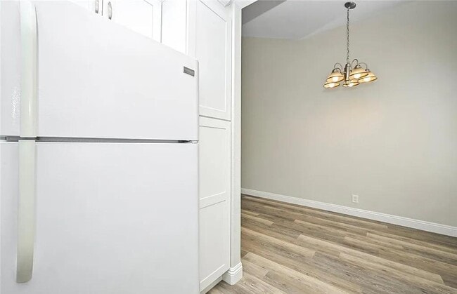 Building Photo - 6 Sandpiper Ln