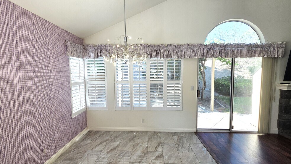 Building Photo - 1752 Bradcliff Way