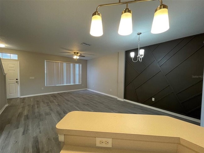 Building Photo - 11033 Black Swan Ct