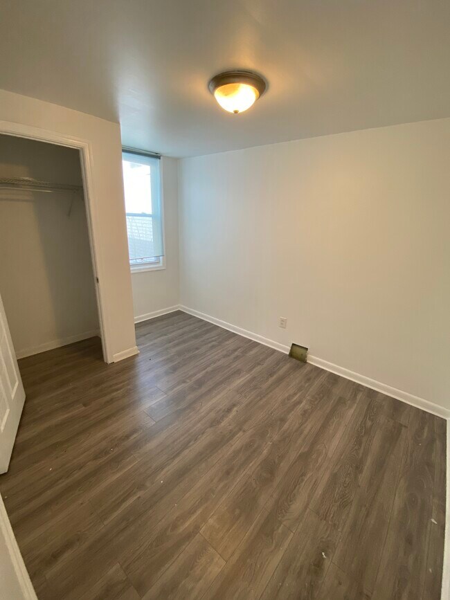 Bedroom 2 - 1619 Page St