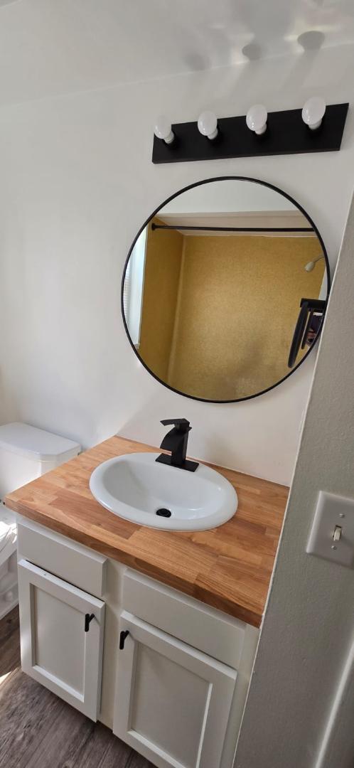 Building Photo - 5287 Kalamazoo Ave SE