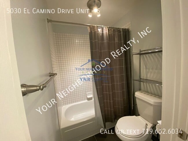 Building Photo - 5030 El Camino Dr