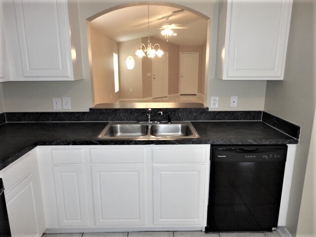 Building Photo - 403 Pine Pointe Ct