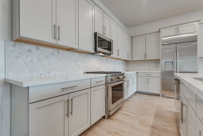 Building Photo - Single story in the exclusive master planned community of Heritage in Stonebridge!