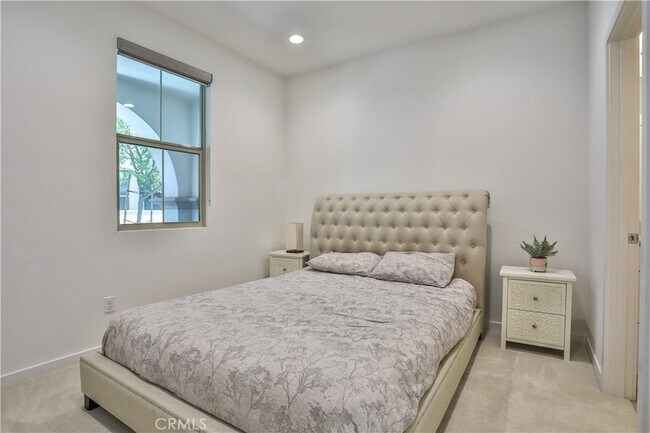 Building Photo - 224 Babson Ct