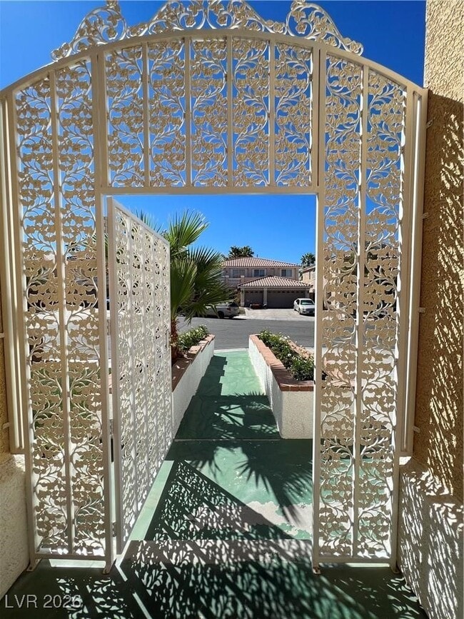 Building Photo - 7882 Tahoe Ridge Ct