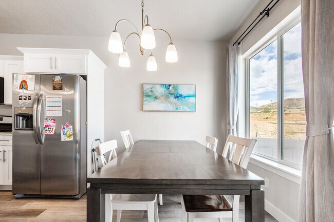 Building Photo - 16104 S Bodmin Way