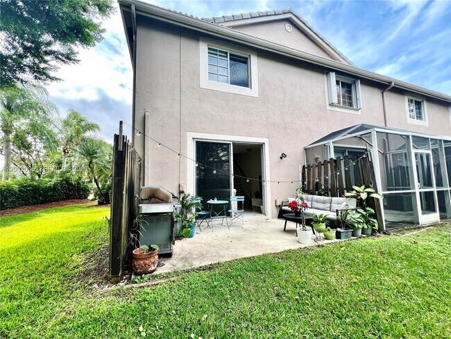 Building Photo - 2176 Salerno Cir