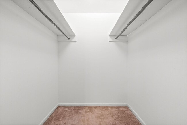 Building Photo - 3 Bedroom Pet Friendly Home For Rent With Finished Basement!