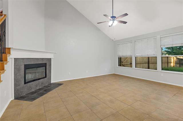 Building Photo - 932 Peach Ln