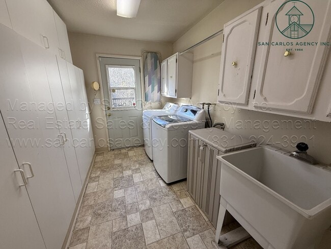 Building Photo - Private Three Bed Carmel Valley Oasis Along the River