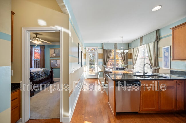 Building Photo - 200 Windsor Chase Ct