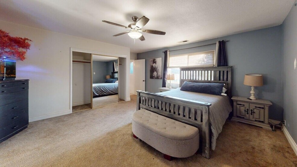 Building Photo - 106 Valley View Dr