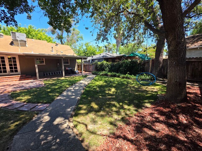 Building Photo - Charming Bungalow in La Loma neighborhood!