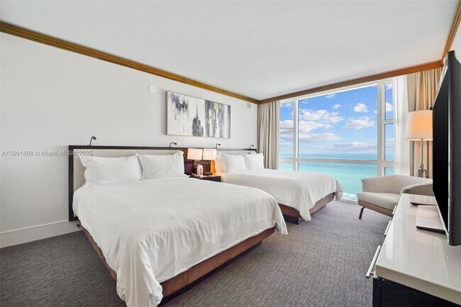 Building Photo - 6801 Collins Ave