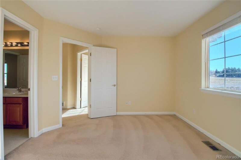 Building Photo - 2999 E 135th Pl