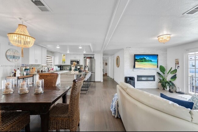 Building Photo - 164 Blue Harbor Dr