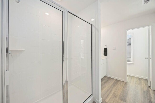 Building Photo - 5930 Manning Oaks St