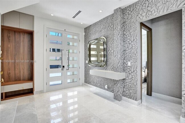 Building Photo - 20824 NE 37th Ave