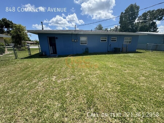 Building Photo - 848 Comanche Ave