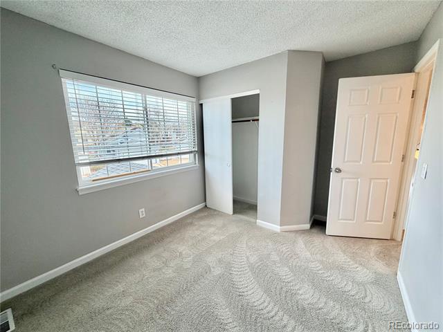 Building Photo - 652 Longfellow Ln