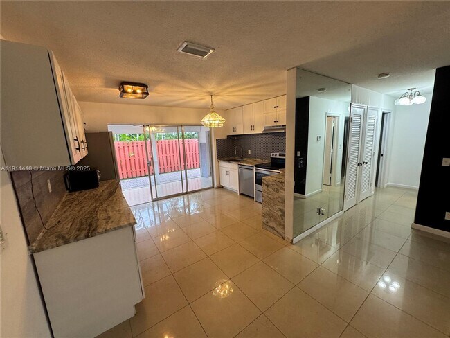 Building Photo - 4578 NW 16th Ave