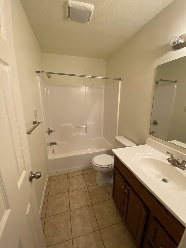 Building Photo - 200 W Crosby St