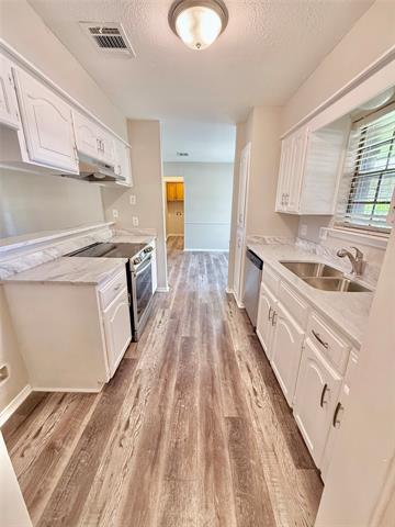 Building Photo - 3214 N Marseille Ln