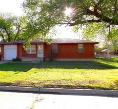 Building Photo - 2313 NW 41st St