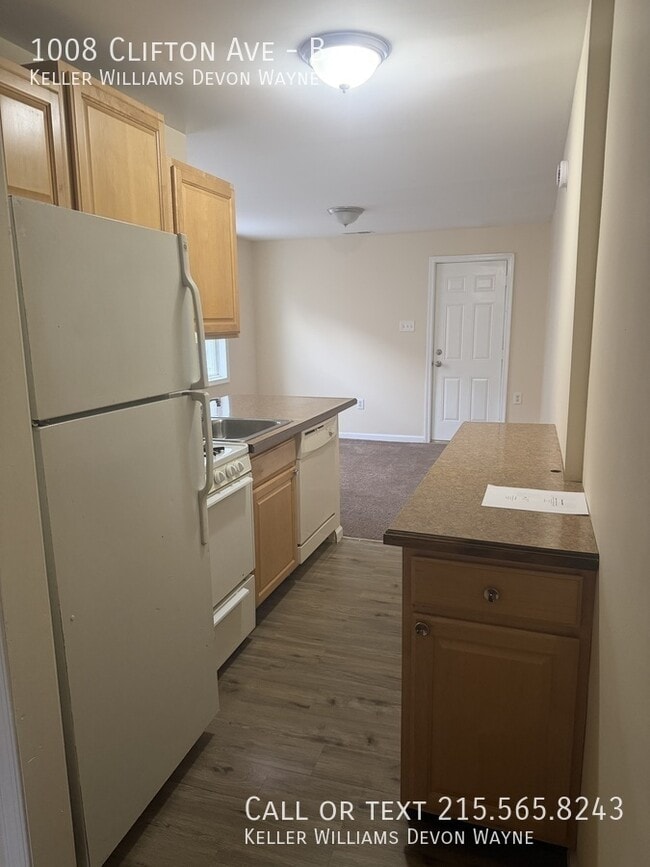 Building Photo - 1008 Clifton Ave