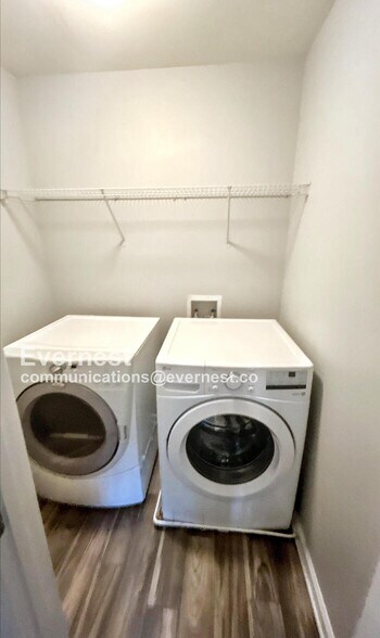 Building Photo - 5720 Singlebriar Ct