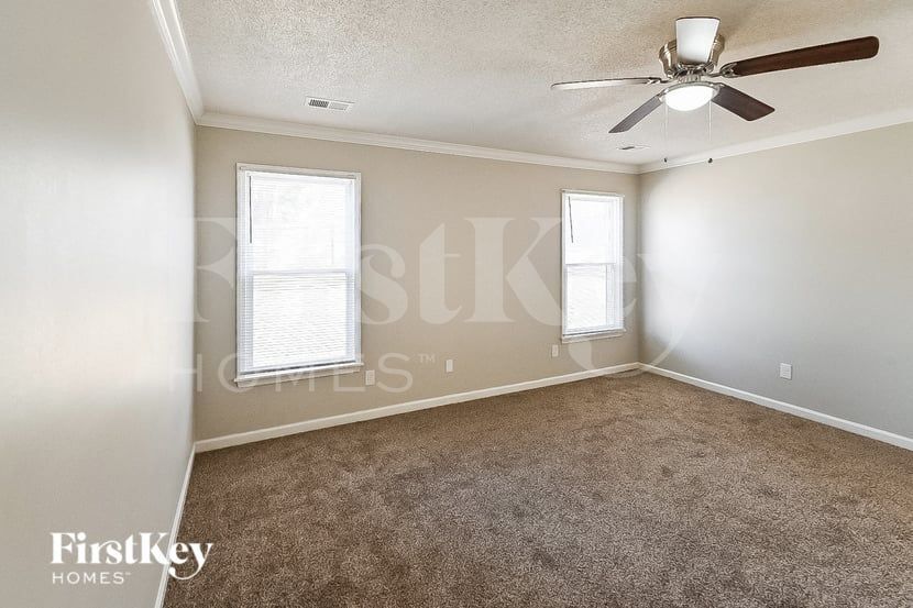 Building Photo - 8690 River Mill Cove