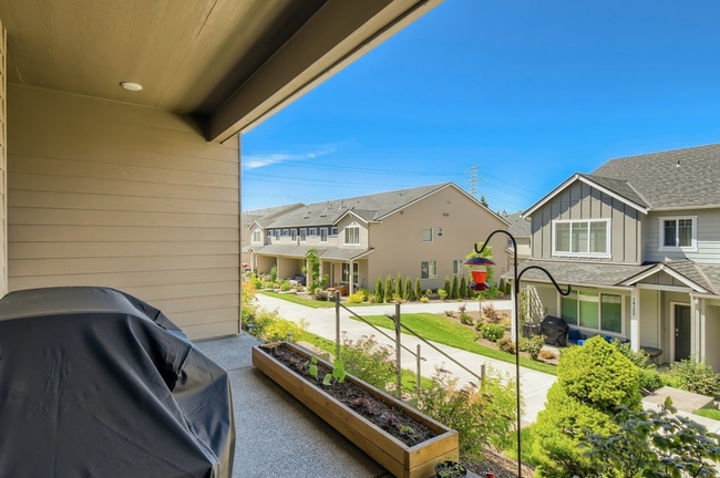 Building Photo - Bethany Beauty: Smart home w/gas range, 2 car garage, AC, W/D, Fireplace!