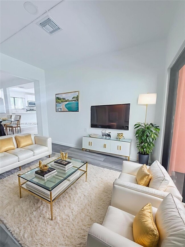 Building Photo - 9300 SW 52nd Terrace