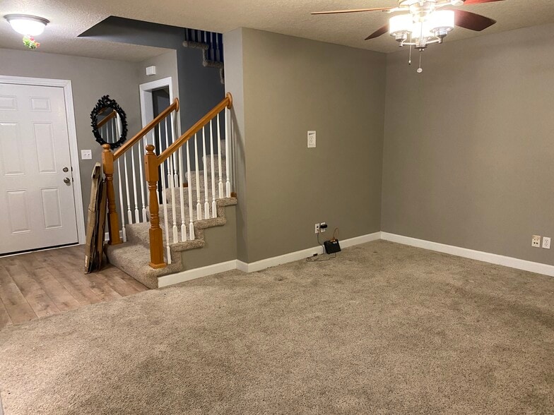 Building Photo - 2011 SW Reunion Cir