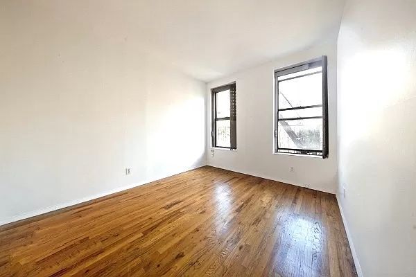 Building Photo - 167 Avenue B