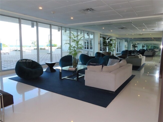 Building Photo - 5701 Collins Ave