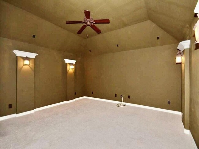 Building Photo - 5527 Custard Apple Trail