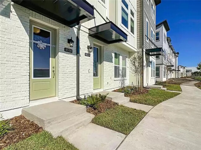 Building Photo - 8530 Warburg Alley