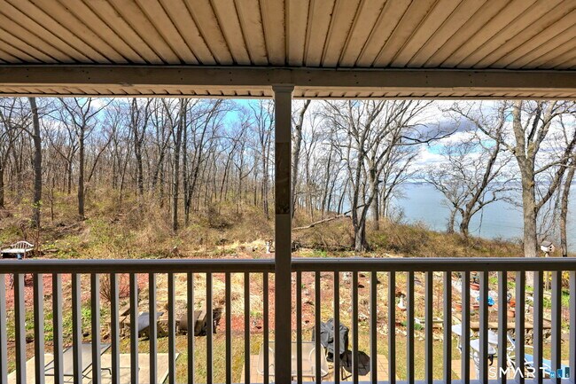 Building Photo - 1 Cora St